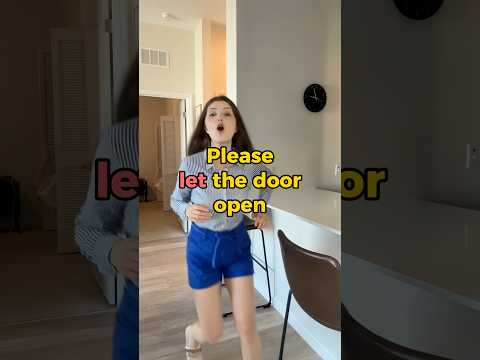 Let the door open ❌ #englishtips #englishlanguage