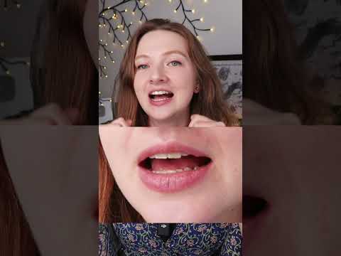 How to pronounce "ear" and "year" in British English